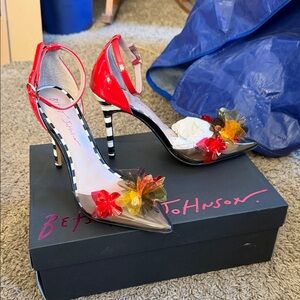 Betsey Johnson Black & Red Flower Heels. Size 8.5